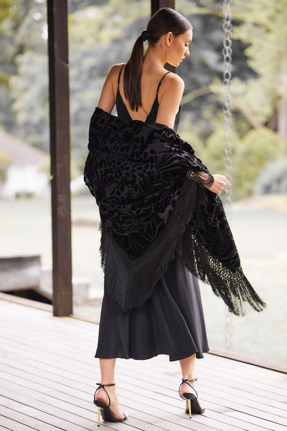 Couture Burnout Velvet Fringe Shawl Black Natori