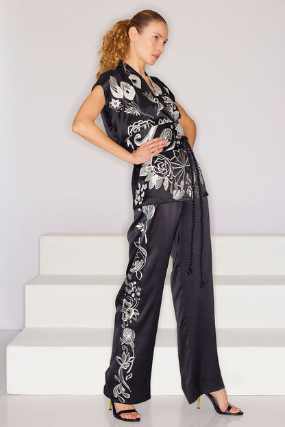 Couture Nouveau Embroidered Silk Vest Black Natori