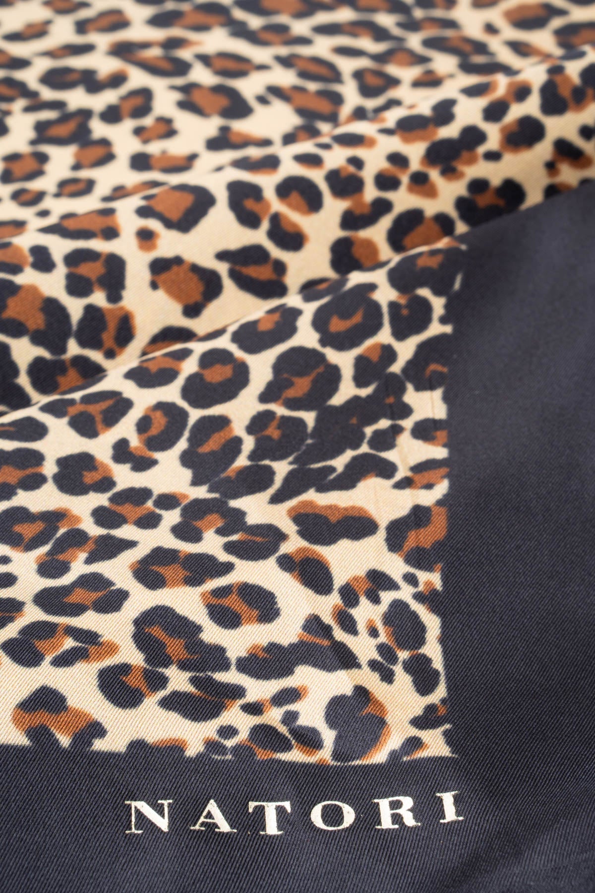 Silk Scarf Jaguar Natural/Black Natori