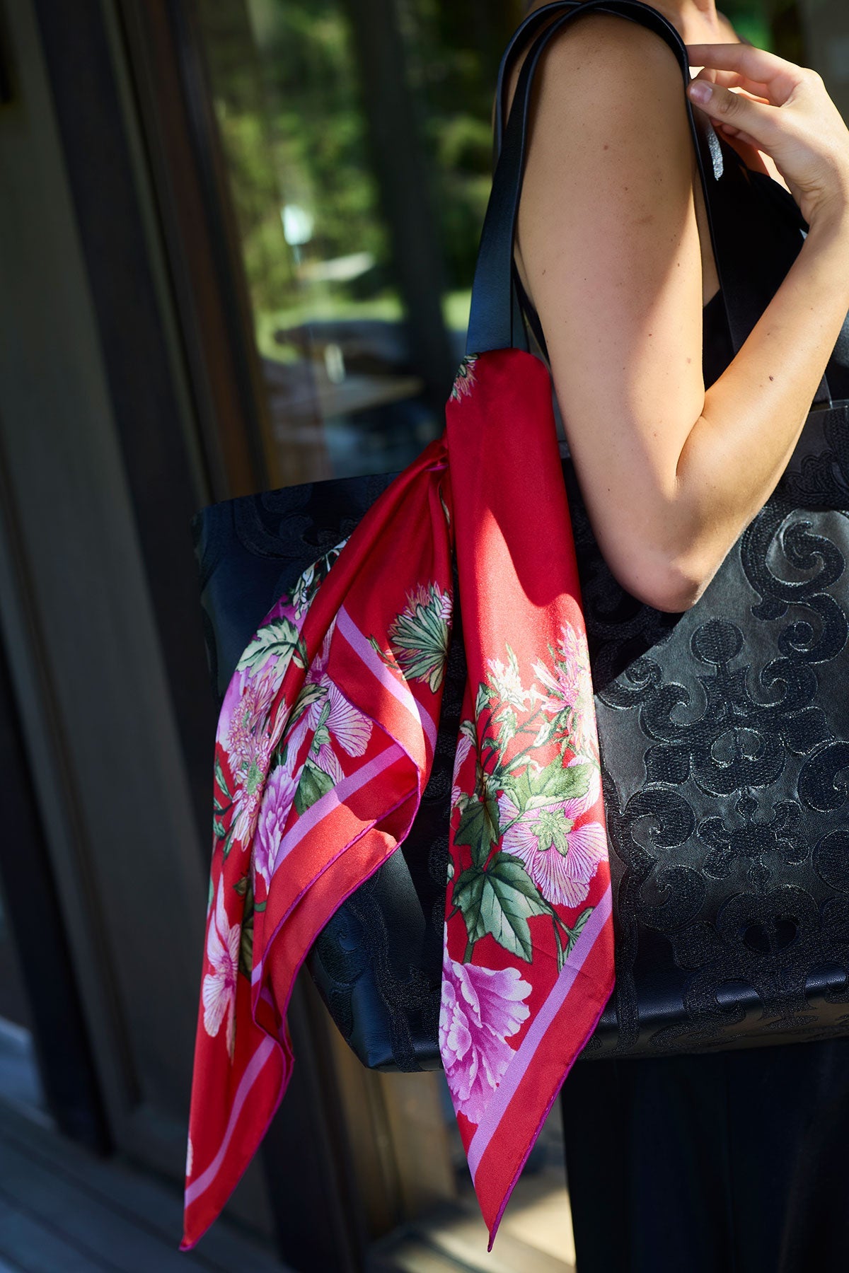 Silk Scarf Chrysanthemum Red Natori