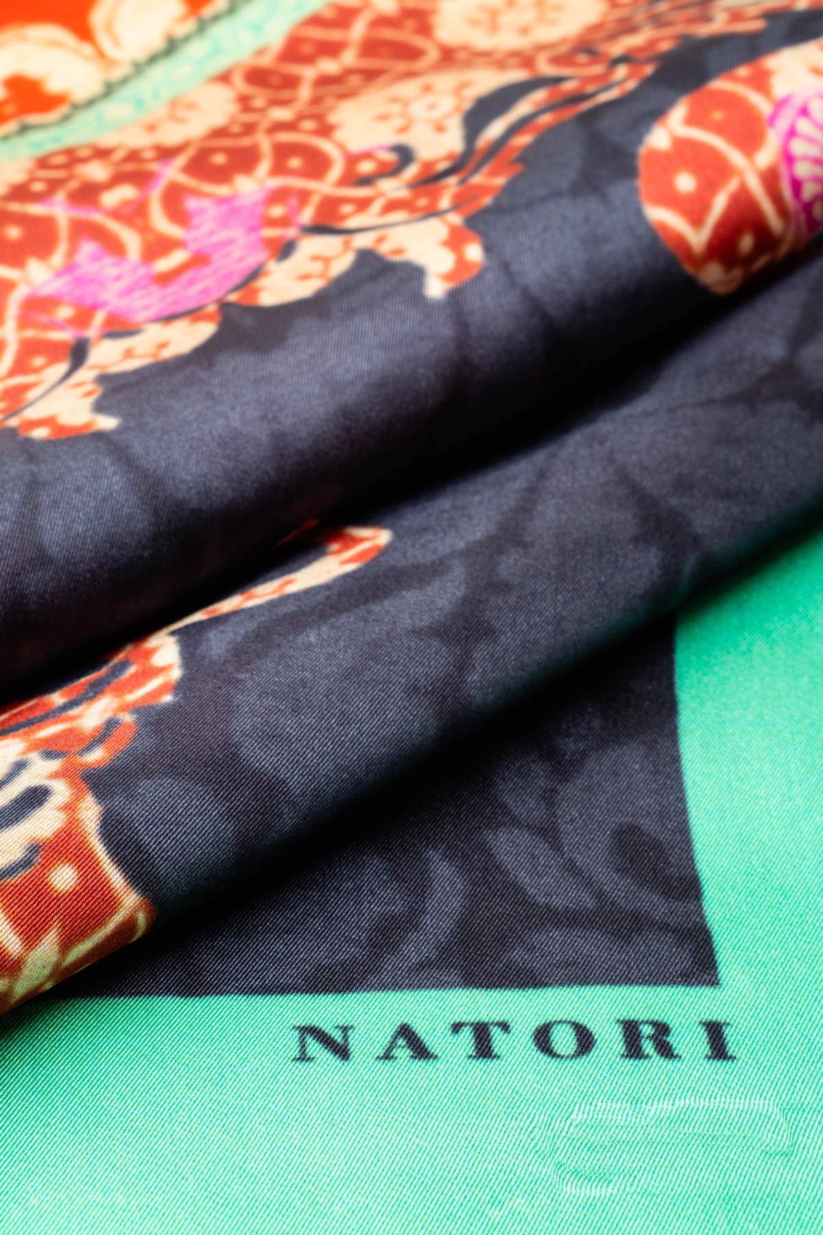 Silk Long Scarf Mikado Black Multi Natori