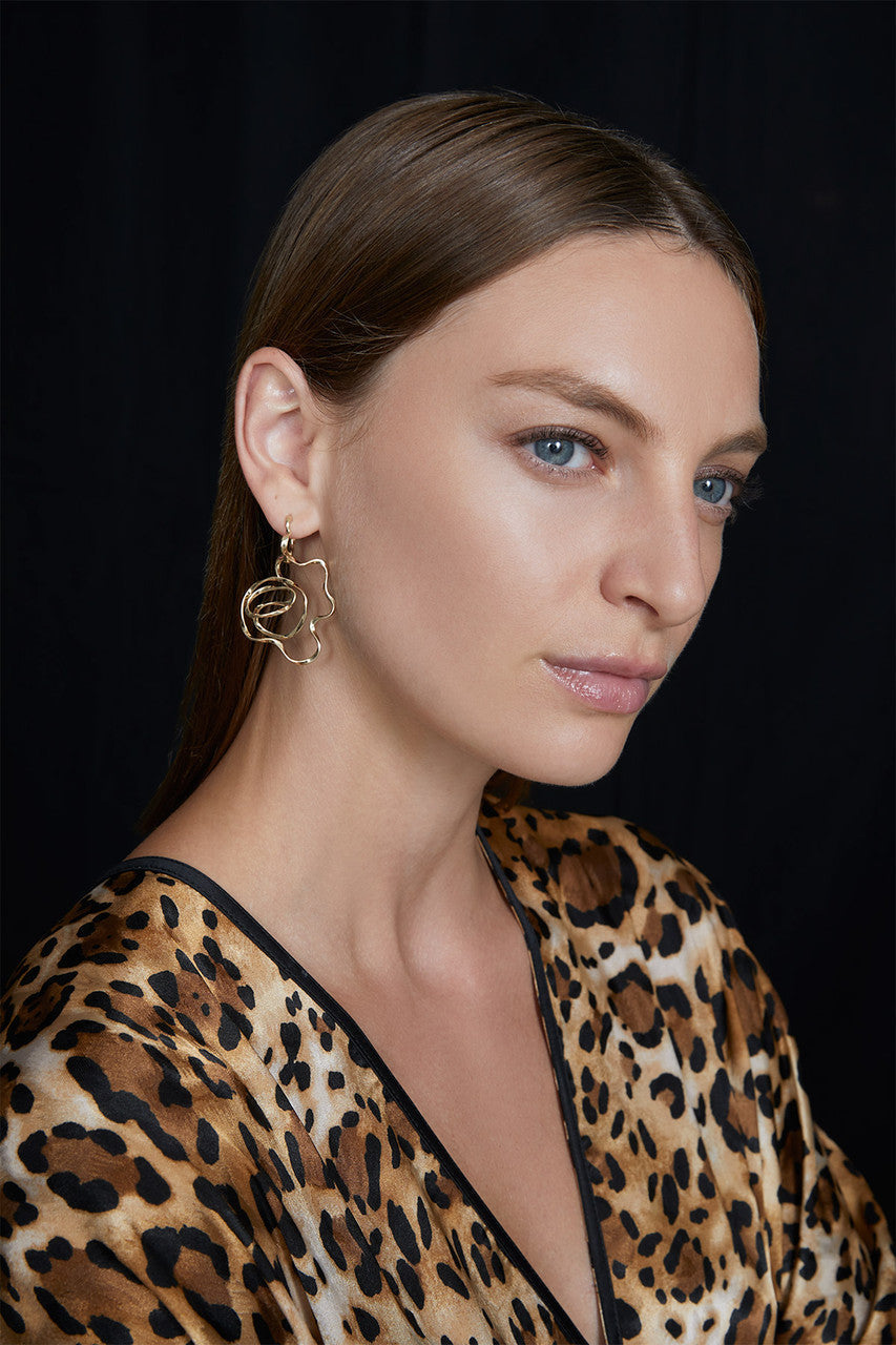 Buy Sakura 14k Hoop Earrings in 14K Yellow Gold Online 14K Yellow Gold Natori