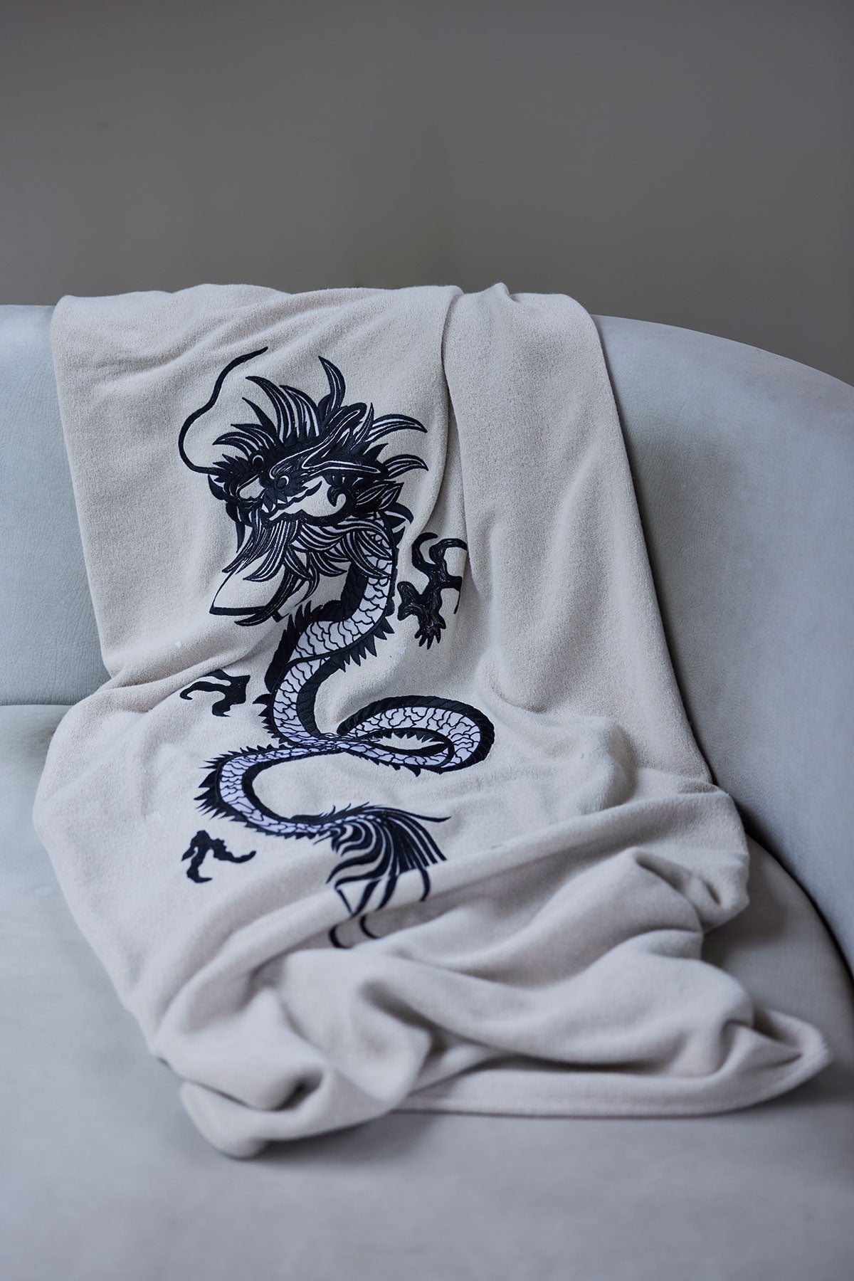 Kham Embroidered Dragon Throw Blanket Cashmere Natori