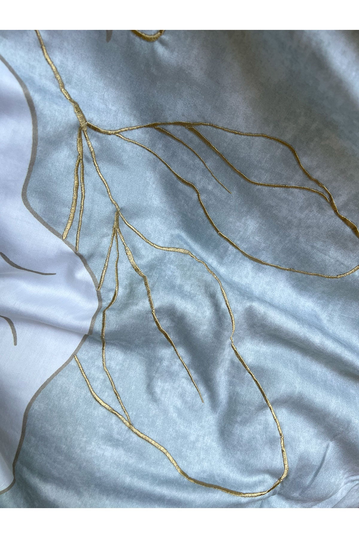 Dreamscape Embroidered 4 Piece Comforter Mini Set Dove Gray Natori