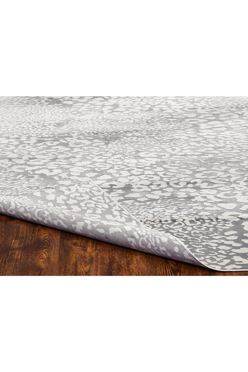 Buy Serengeti- Light Grey Leopard Rug in Grey Online Grey Natori