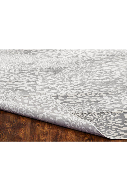 Buy Serengeti- Light Grey Leopard Rug in Grey Online Grey Natori