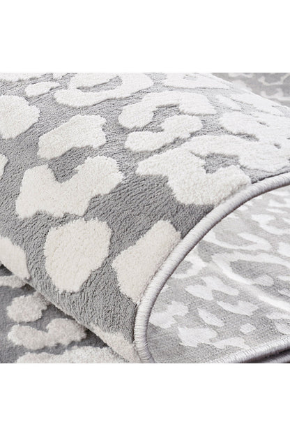 Buy Serengeti- Light Grey Leopard Rug in Grey Online Grey Natori