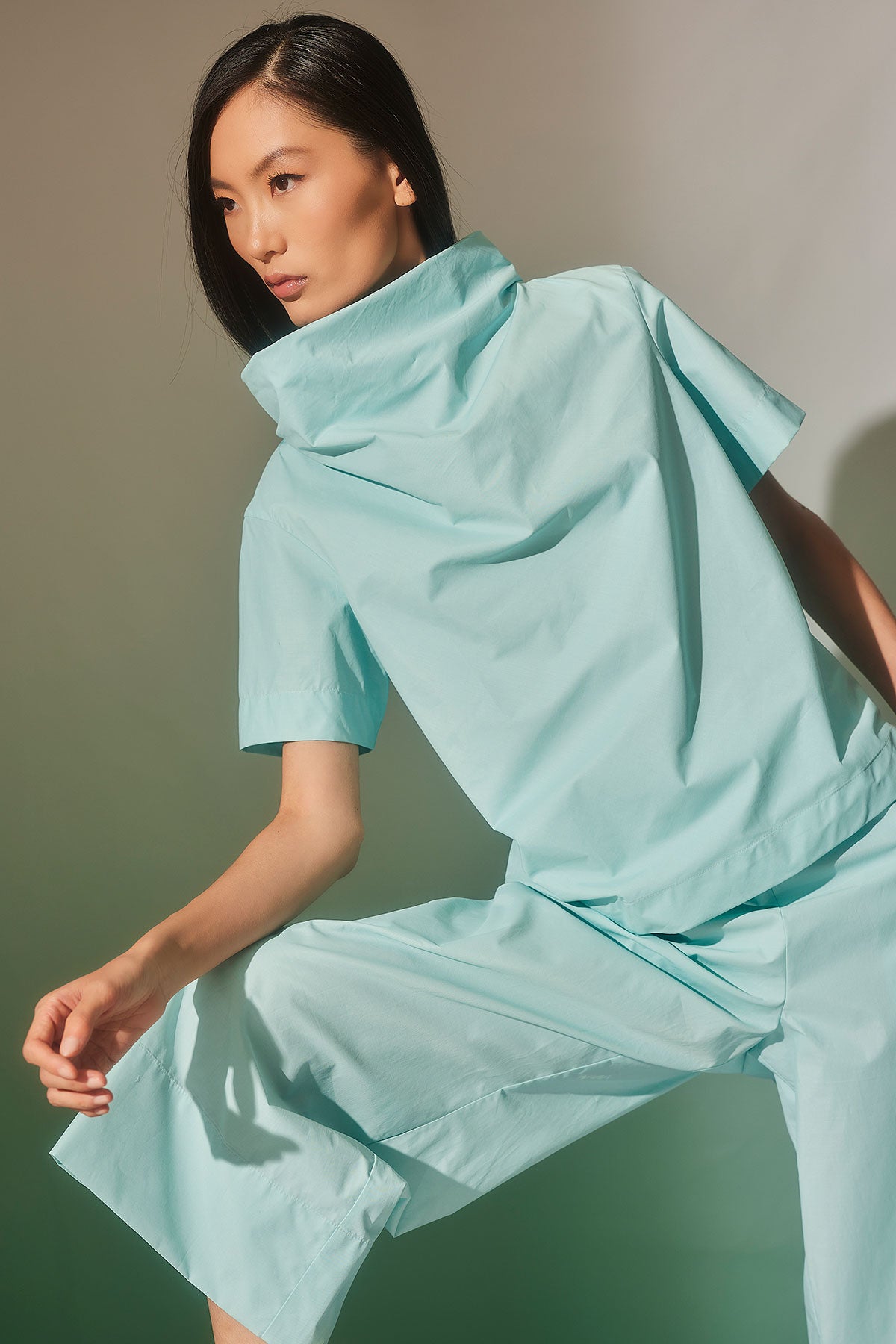 Techno Poplin Cropped Pants Mizu Blue Natori