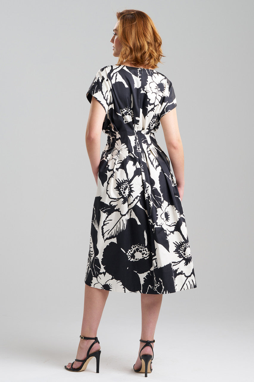 Buy Cote D'Azur Cotton Chino Fit & Flare Pleated Dress in Cream/Black Online Cream/Black Natori