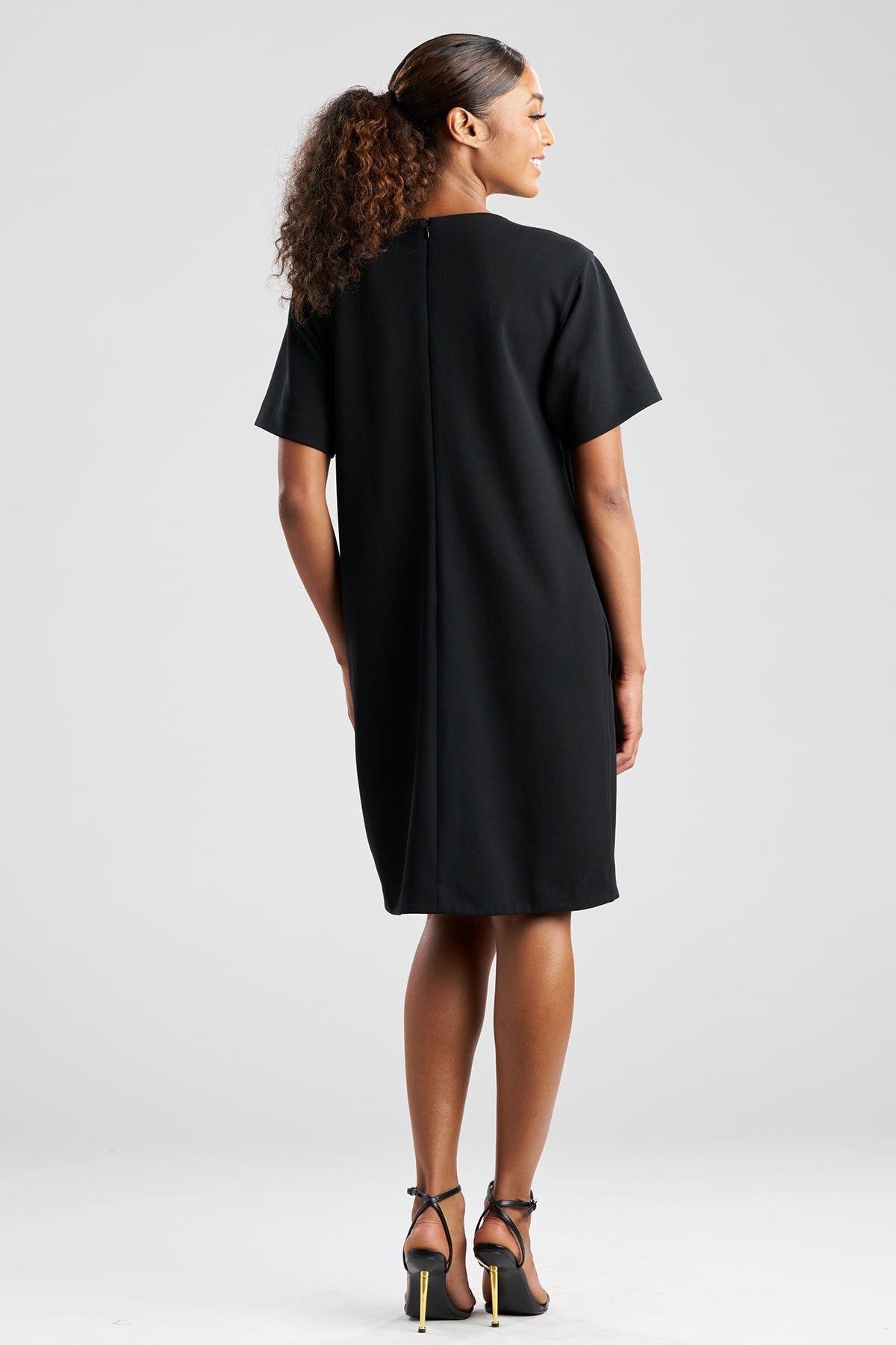 Solid Knit Crepe Embellished Short Sleeve Shift Dress Black Natori