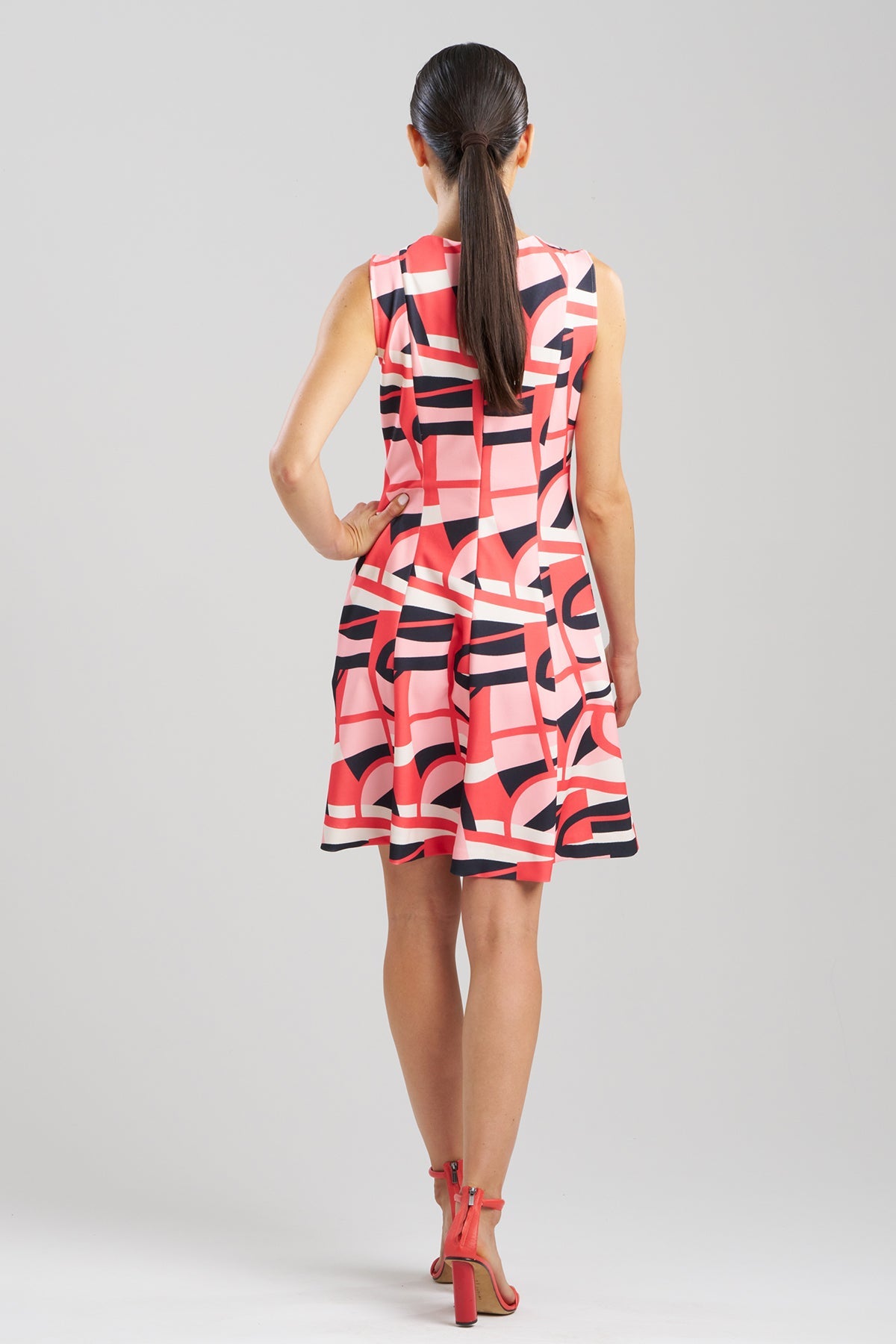 Abstract Lines Sleeveless Pleated Dress Cayenne Natori