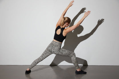 Buy Getaway Jacquard Leggings in Natural Black Online Natural Black Natori